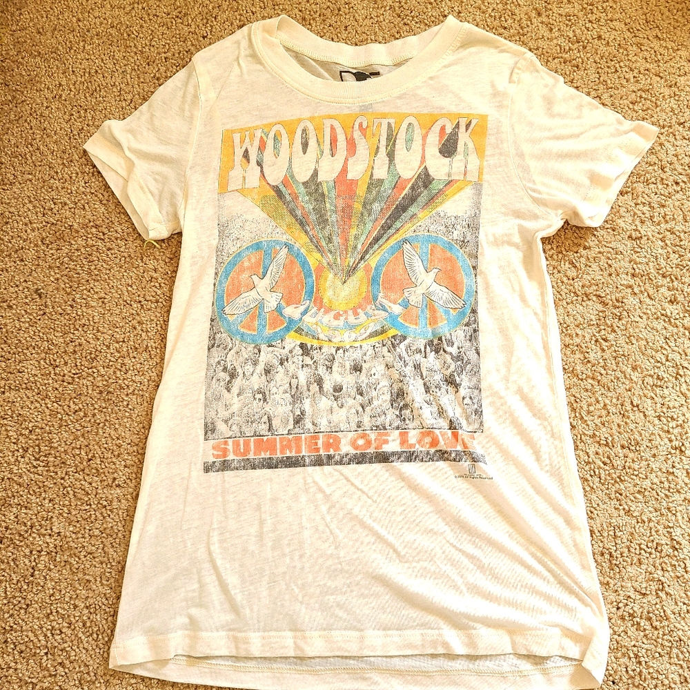 Doe Small Woodstock Summer of love hippie 1960 tee